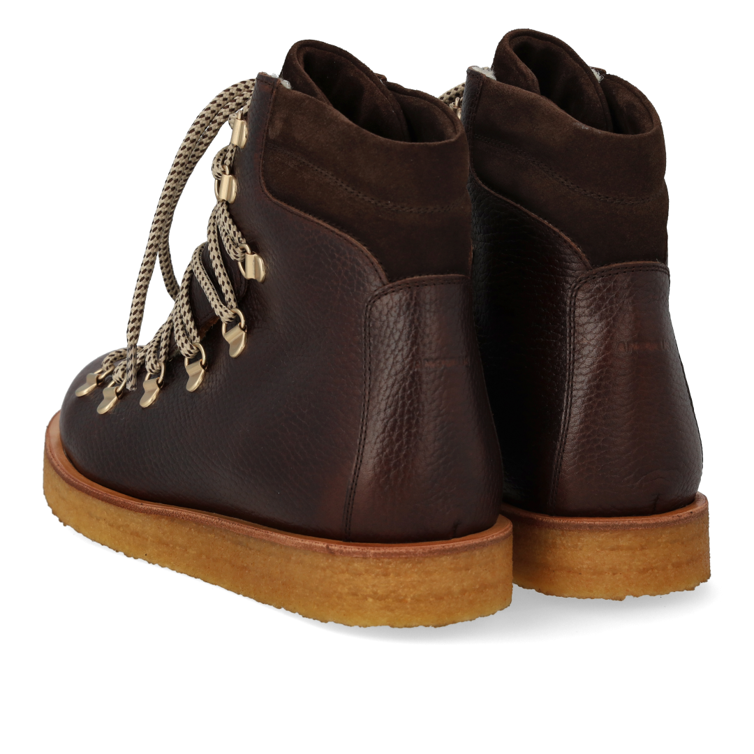 Winterschnürstiefel